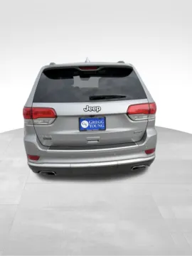 More photos of 2019 Jeep Grand Cherokee Summit at Gregg Young Buick GMC Indianola, IA