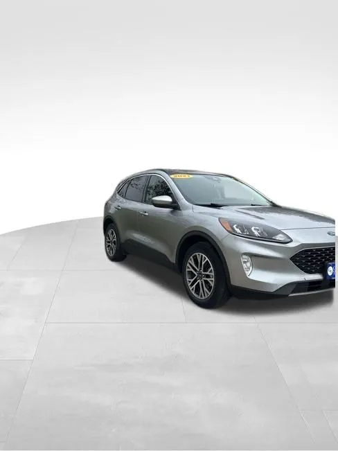 2021 Ford Escape SEL photo 4