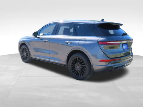 More photos of 2021 Lincoln Corsair Reserve at Gregg Young Buick GMC Indianola, IA