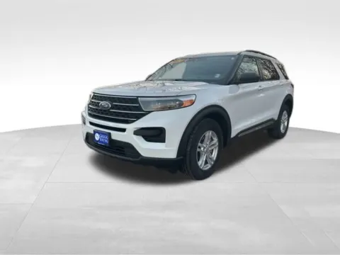 Another view of 2021 Ford Explorer XLT for sale in Indianola, IA at Gregg Young Buick GMC Indianola