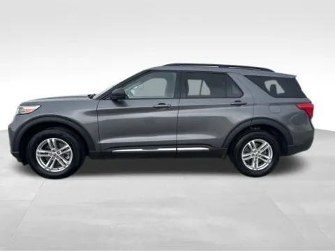 Another view of 2022 Ford Explorer XLT for sale in Indianola, IA at Gregg Young Buick GMC Indianola