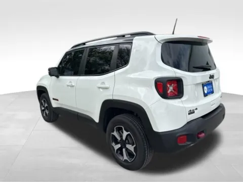 More photos of 2020 Jeep Renegade Trailhawk at Gregg Young Buick GMC Indianola, IA