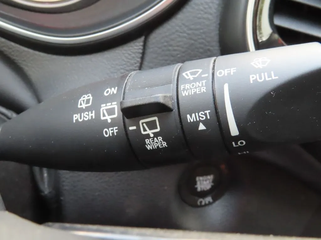 2020 Jeep Cherokee Limited photo 4