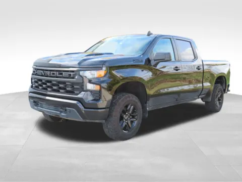 Photos of 2022 Chevrolet Silverado 1500 Custom Trail Boss for sale in Indianola, IA at Gregg Young Buick GMC Indianola