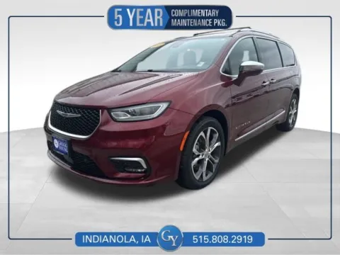 Red 2022 Chrysler Pacifica Pinnacle for sale in Indianola, IA