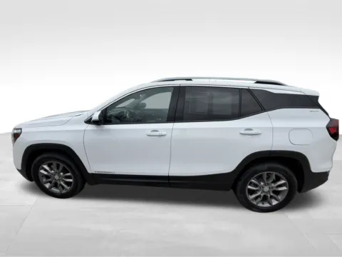 Another view of 2022 GMC Terrain SLT for sale in Indianola, IA at Gregg Young Buick GMC Indianola