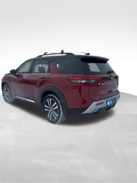 More photos of 2023 Nissan Pathfinder Platinum at Gregg Young Buick GMC Indianola, IA