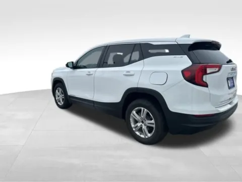 More photos of 2024 GMC Terrain SLE at Gregg Young Buick GMC Indianola, IA