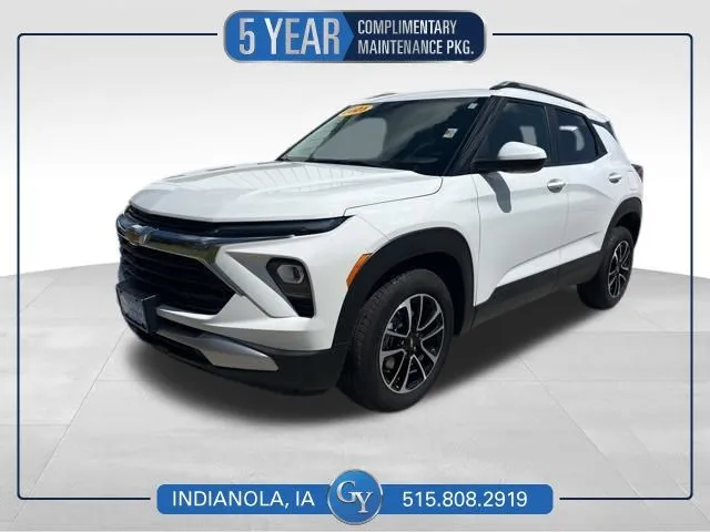 White 2025 Chevrolet TrailBlazer LT for sale in Indianola, IA