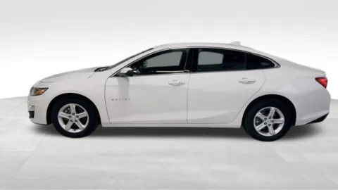 Another view of 2024 Chevrolet Malibu LT for sale in Indianola, IA at Gregg Young Buick GMC Indianola