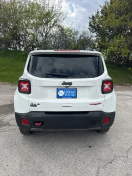 More photos of 2020 Jeep Renegade Trailhawk at Gregg Young Buick GMC Indianola, IA