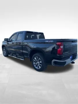 More photos of 2021 Chevrolet Silverado 1500 LT at Gregg Young Buick GMC Indianola, IA
