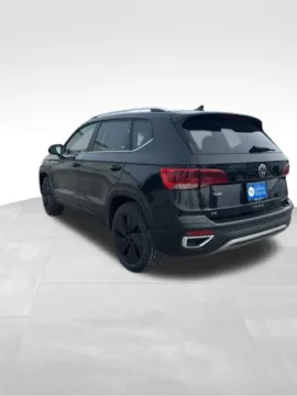 More photos of 2024 Volkswagen Taos 1.5T SE at Gregg Young Buick GMC Indianola, IA