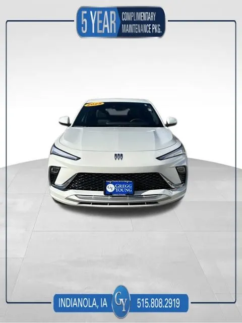 White 2025 Buick Envista Avenir for sale in Indianola, IA