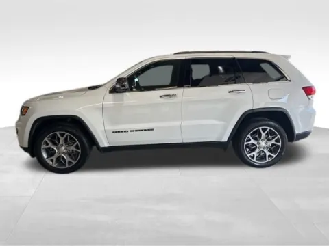 Another view of 2020 Jeep Grand Cherokee Limited for sale in Indianola, IA at Gregg Young Buick GMC Indianola