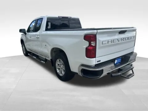 More photos of 2019 Chevrolet Silverado 1500 LT at Gregg Young Buick GMC Indianola, IA