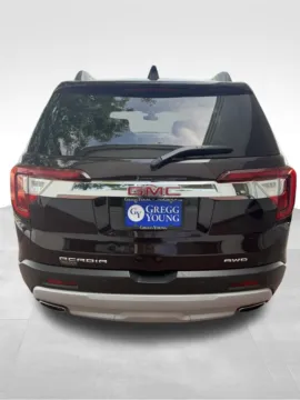 More photos of 2021 GMC Acadia SLT at Gregg Young Buick GMC Indianola, IA