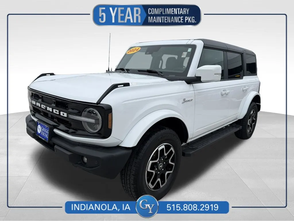 White 2024 Ford Bronco Outer Banks for sale in Indianola, IA