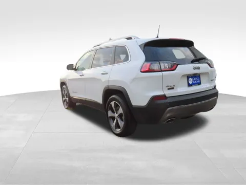 More photos of 2020 Jeep Cherokee Limited at Gregg Young Buick GMC Indianola, IA