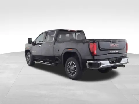 More photos of 2022 GMC Sierra 2500HD SLT at Gregg Young Chevrolet GMC of Columbus, NE