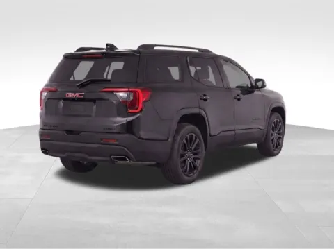 More photos of 2023 GMC Acadia SLT at Gregg Young Chevrolet GMC of Columbus, NE