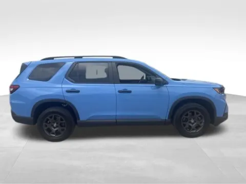 More photos of 2024 Honda Pilot TrailSport at Gregg Young Chevrolet GMC of Columbus, NE