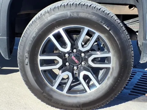 More photos of 2022 GMC Sierra 1500 AT4 at Gregg Young Chevrolet GMC of Columbus, NE