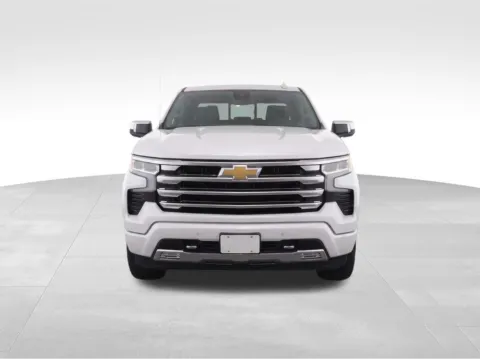 More photos of 2024 Chevrolet Silverado 1500 High Country at Gregg Young Chevrolet GMC of Columbus, NE