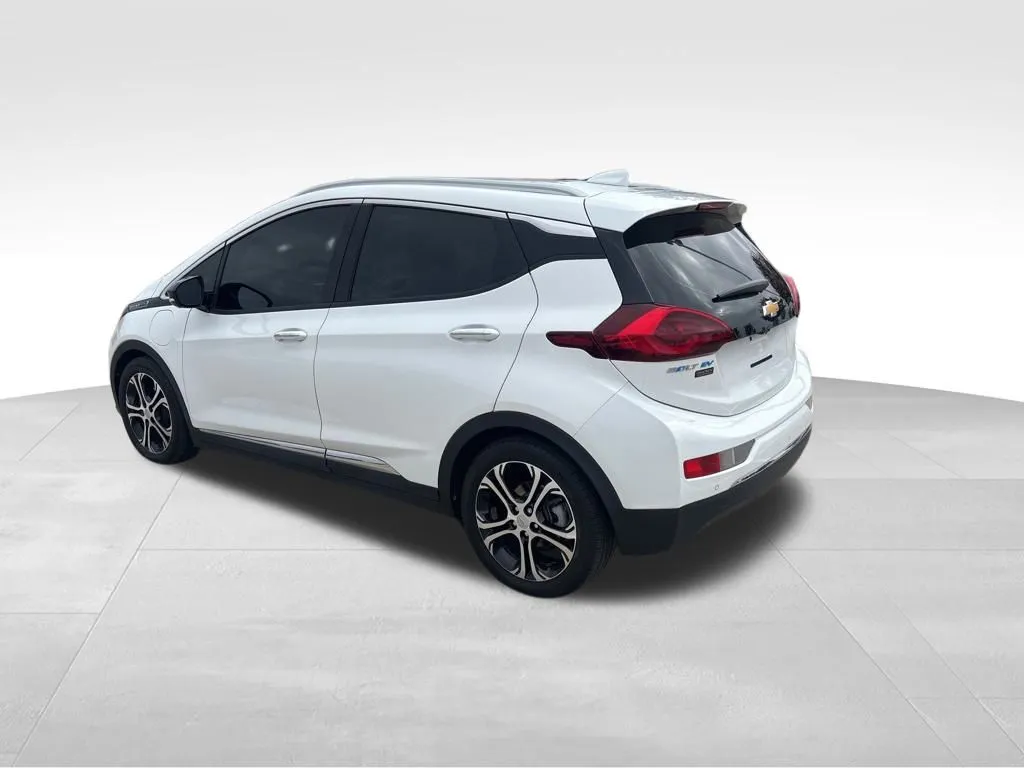 2020 Chevrolet Bolt EV Premier photo 2