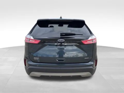 More photos of 2022 Ford Edge SEL at Gregg Young Chevrolet of Norwalk, IA