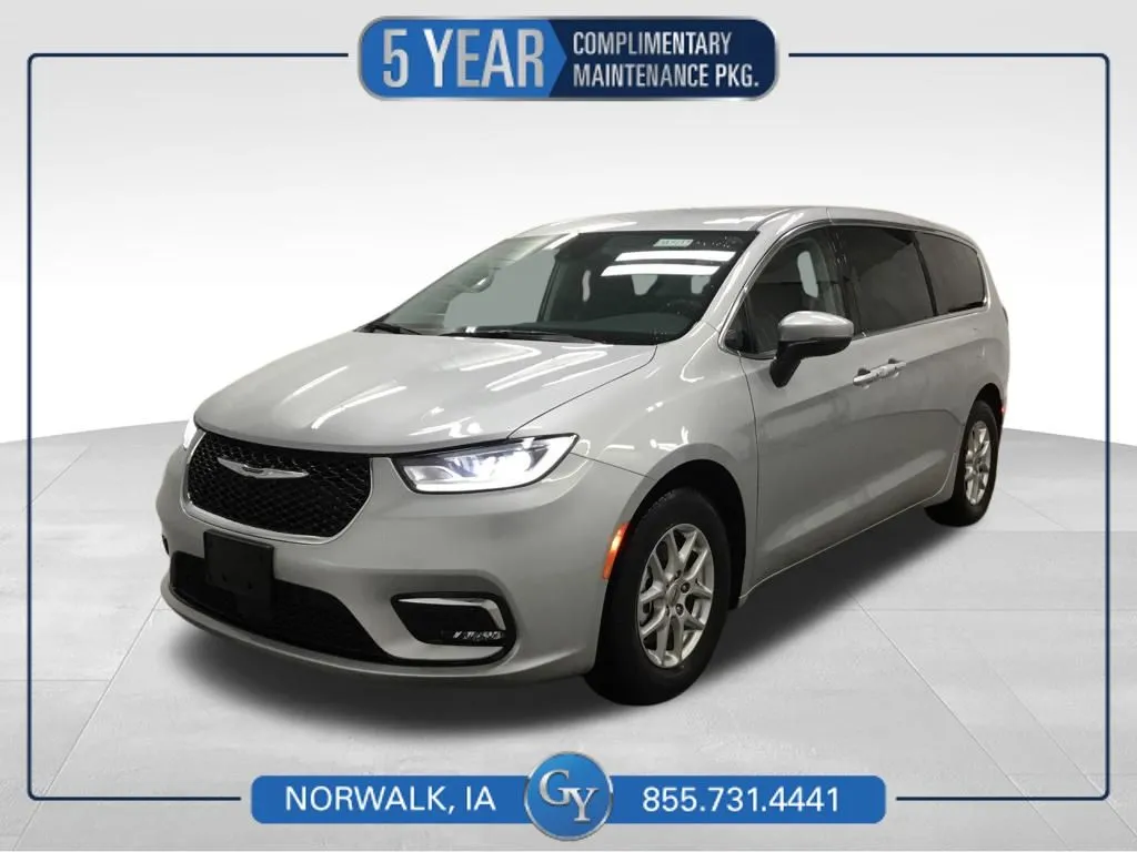 Silver 2023 Chrysler Pacifica Touring L for sale in Norwalk, IA