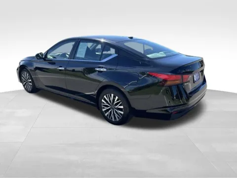 More photos of 2025 Nissan Altima 2.5 SV at Gregg Young Chevrolet of Norwalk, IA