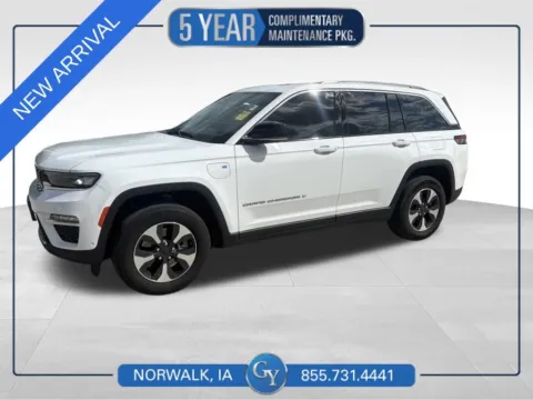 White 2023 Jeep Grand Cherokee 4xe for sale in Norwalk, IA