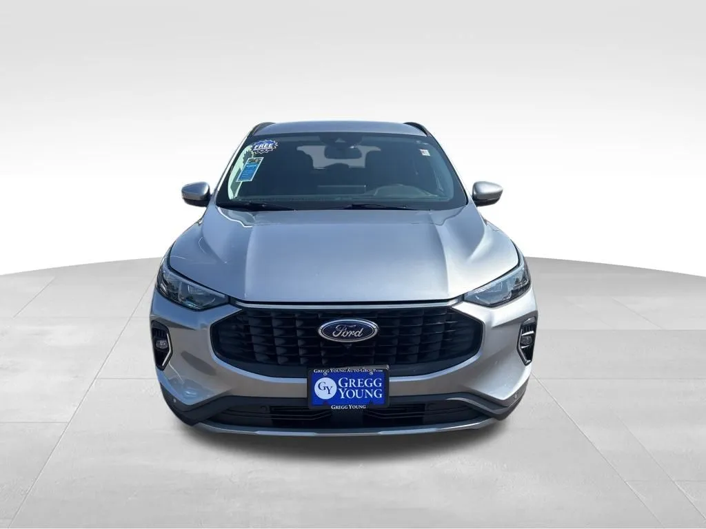 2023 Ford Escape Platinum Sport photo 3