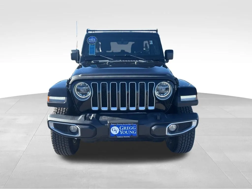 2022 Jeep Wrangler Unlimited Sahara photo 3