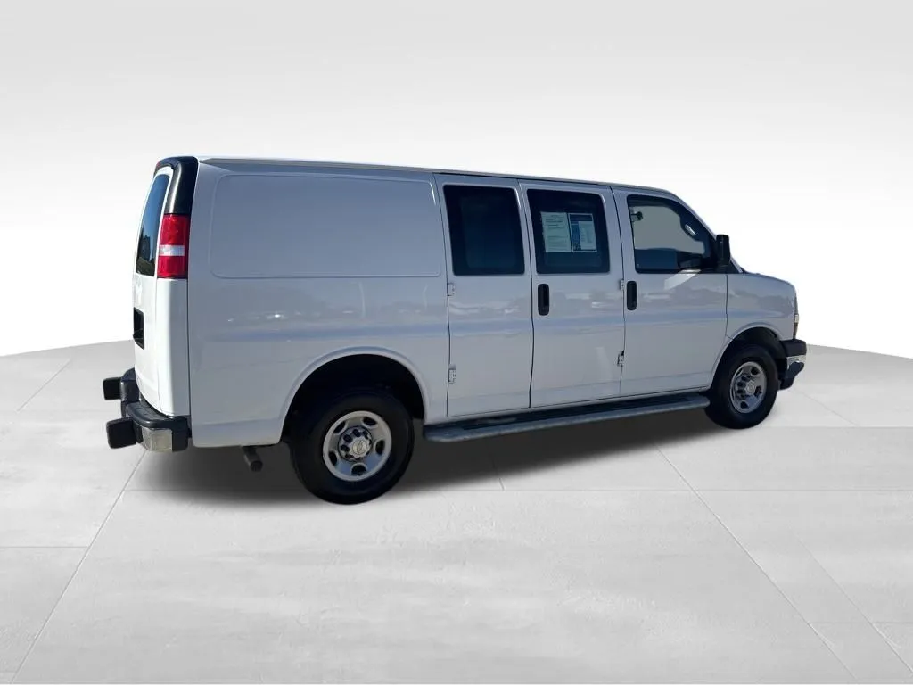 2023 Chevrolet Express 2500 Work Van photo 3