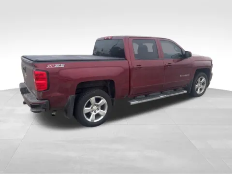 More photos of 2017 Chevrolet Silverado 1500 LT at Gregg Young Chevrolet of Norwalk, IA