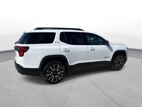 More photos of 2021 GMC Acadia SLE at Gregg Young Chevrolet of Norwalk, IA