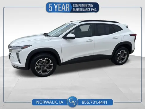 White 2024 Chevrolet Trax LT for sale in Norwalk, IA