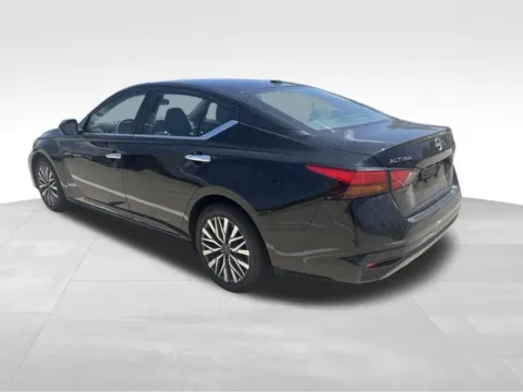 Another view of 2025 Nissan Altima 2.5 SV for sale in Norwalk, IA at Gregg Young Chevrolet of Norwalk