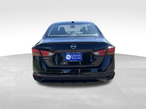 More photos of 2025 Nissan Altima 2.5 SV at Gregg Young Chevrolet of Norwalk, IA