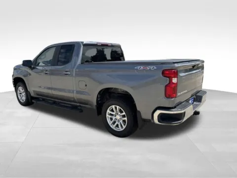 More photos of 2021 Chevrolet Silverado 1500 LT at Gregg Young Chevrolet of Norwalk, IA