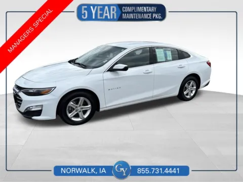 White 2024 Chevrolet Malibu LT for sale in Norwalk, IA