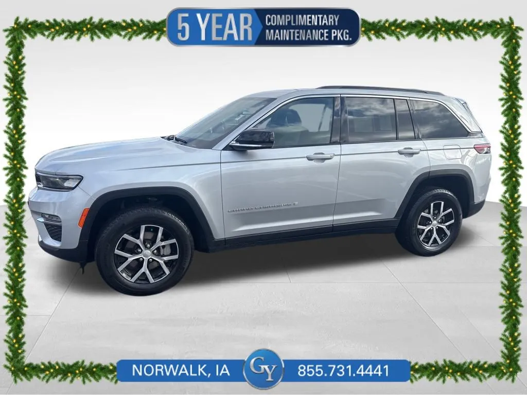 Silver 2024 Jeep Grand Cherokee Limited for sale in Norwalk, IA