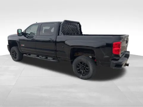 More photos of 2019 Chevrolet Silverado 2500HD LTZ at Gregg Young Chevrolet of Norwalk, IA