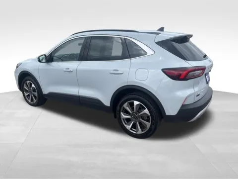 More photos of 2025 Ford Escape Platinum at Gregg Young Chevrolet of Norwalk, IA