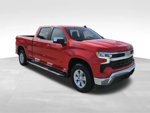 More photos of 2024 Chevrolet Silverado 1500 LT at Gregg Young Chevrolet of Norwalk, IA
