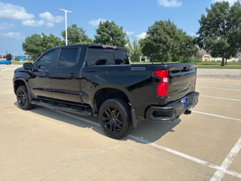 More photos of 2023 Chevrolet Silverado 1500 LT Trail Boss at Gregg Young Chevrolet of Norwalk, IA