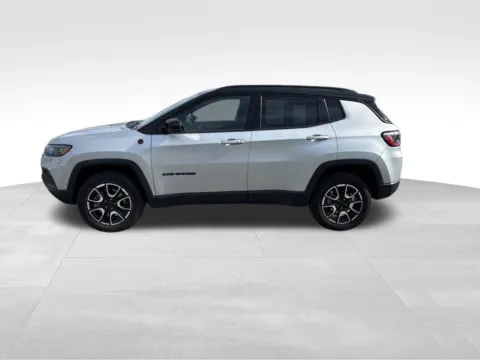 Another view of 2025 Jeep Compass Trailhawk for sale in Norwalk, IA at Gregg Young Chevrolet of Norwalk