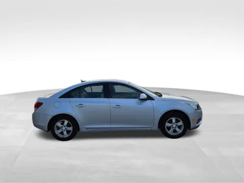 More photos of 2014 Chevrolet Cruze 1LT at Gregg Young Plattsmouth, NE